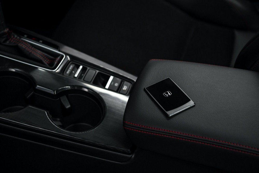 ฮอนด้า ซีวิค อี:เอชอีวี ใหม่