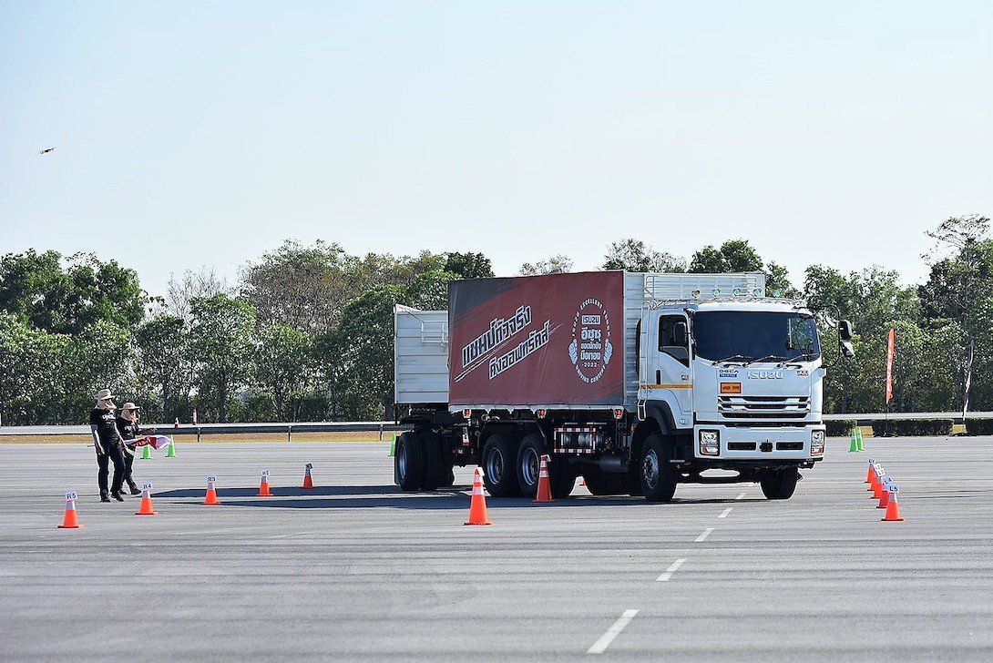 อีซูซุยอดนักขับมือทอง