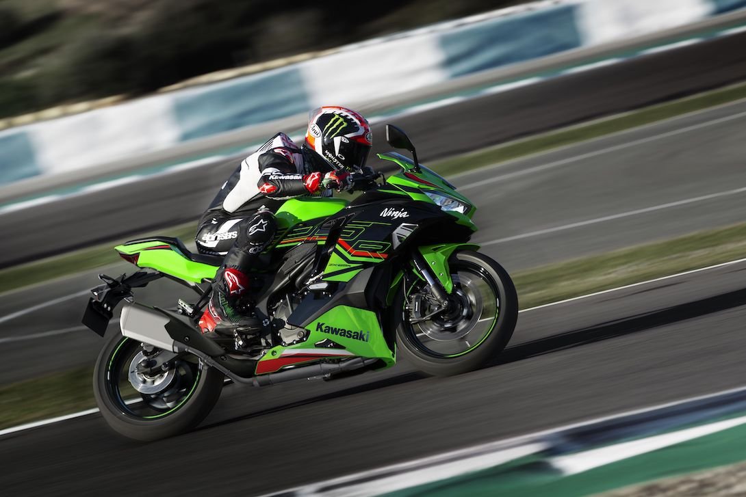 kawasaki_Ninja_ZX-25R