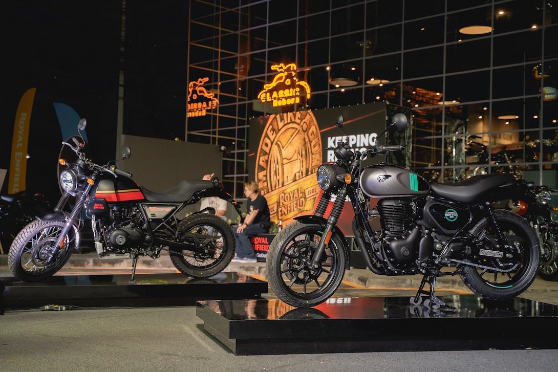 Royal_Enfield_Exclusive_Store_Rama_III