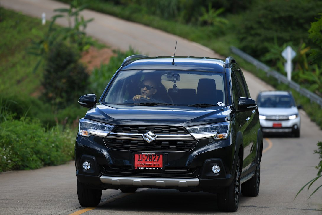 ซูซูกิ XL7