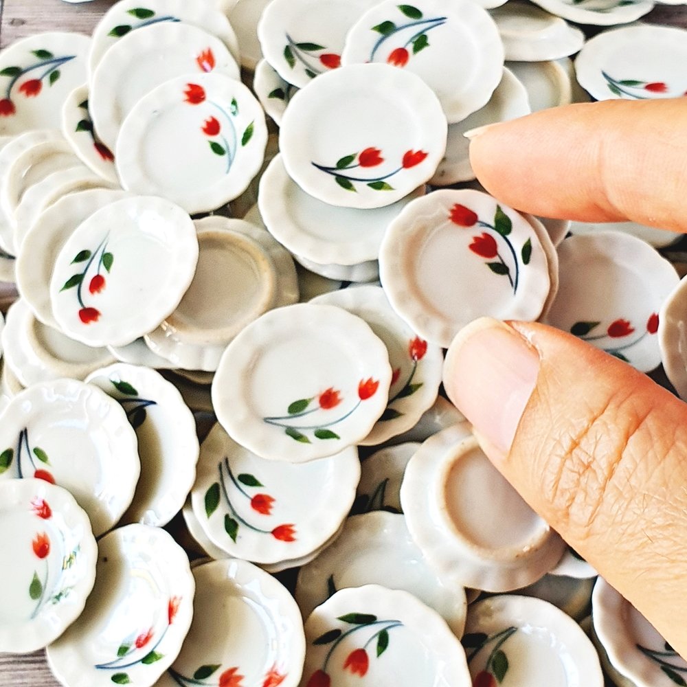 Dollhouse Miniatures Ceramic Tableware Dish Hand Painted Flower Set