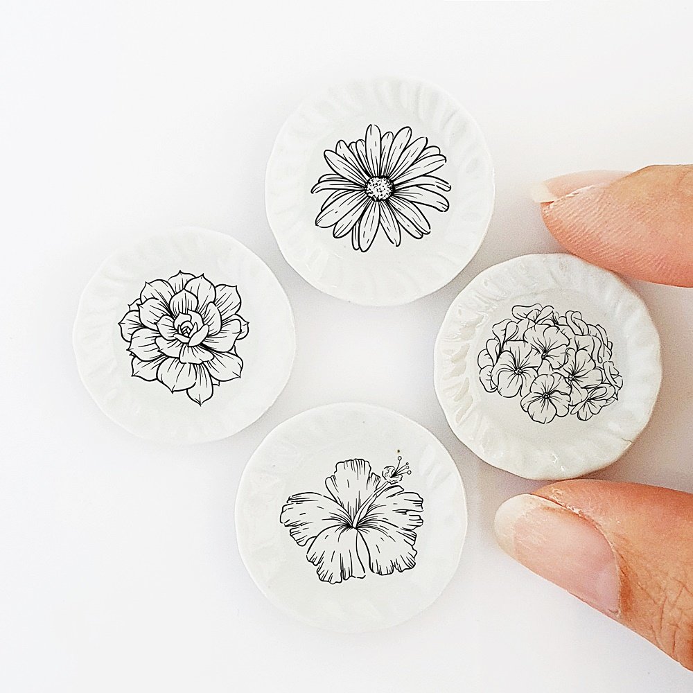 Set 4 Pcs Miniatures Ceramic Dish Plates Dollhouse Kitchen Accessories