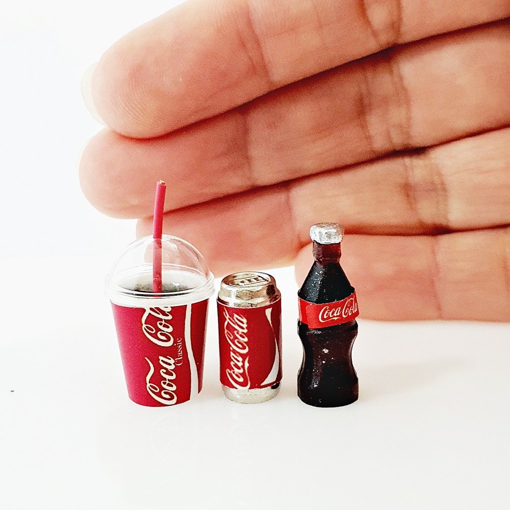 Dollhouse Miniatures Soda Drink Beverage Coca-Cola Coke Bottles Set Collectibles