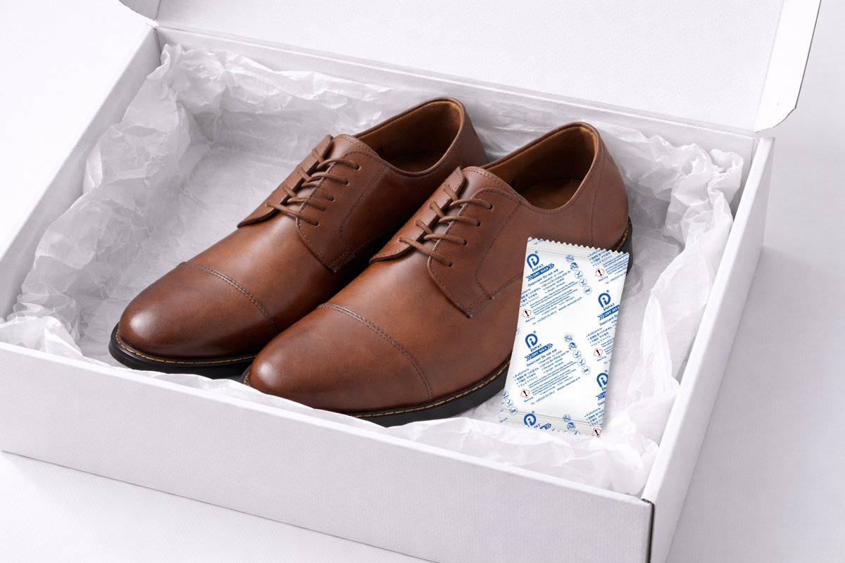 desiccant used in footwear and textile packaging