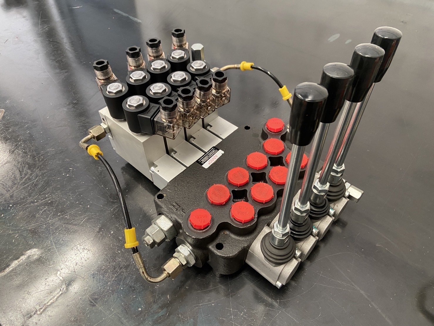 Control valve DCP - eonhydraulic