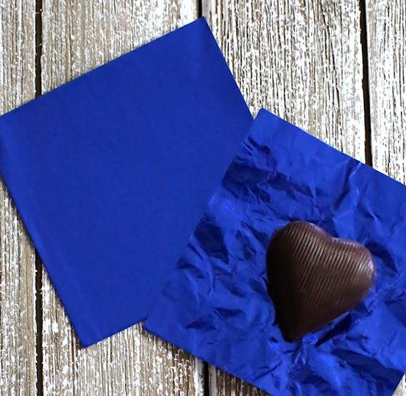 แผ่นฟอยล์สีน้ำเงินขนาด 9.5*9 cm จำนวน 100 แผ่น - Royal Blue Foil Paper For Chocolate