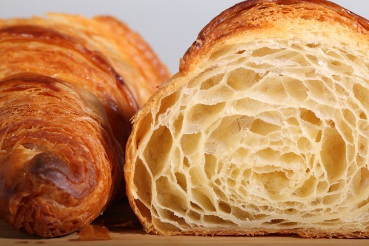 ทำครัวซองต์ให้ปัง แจกสูตรครัวซองต์ฝรั่งเศส พร้อมเทคนิคแบบละเอียด - Classic French Croissant Recipe