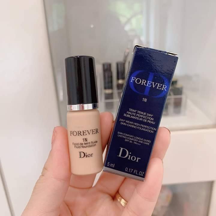 Dior Forever Skin Glow 24H Wear Radiant Perfection Skin-Caring Foundation #1N
