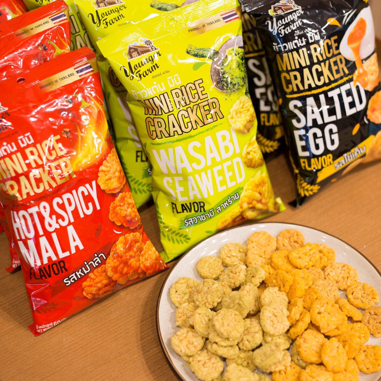 Mini Rice Wheel Crackers Mini Rice Cracker Salted Egg flavor 60 g 1 Bags ข้าวแต๋น มินิ รสไข่เค็ม ...
