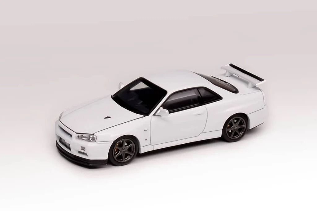 Nissan Skyline GT-R R34 V Spec II Pearl White