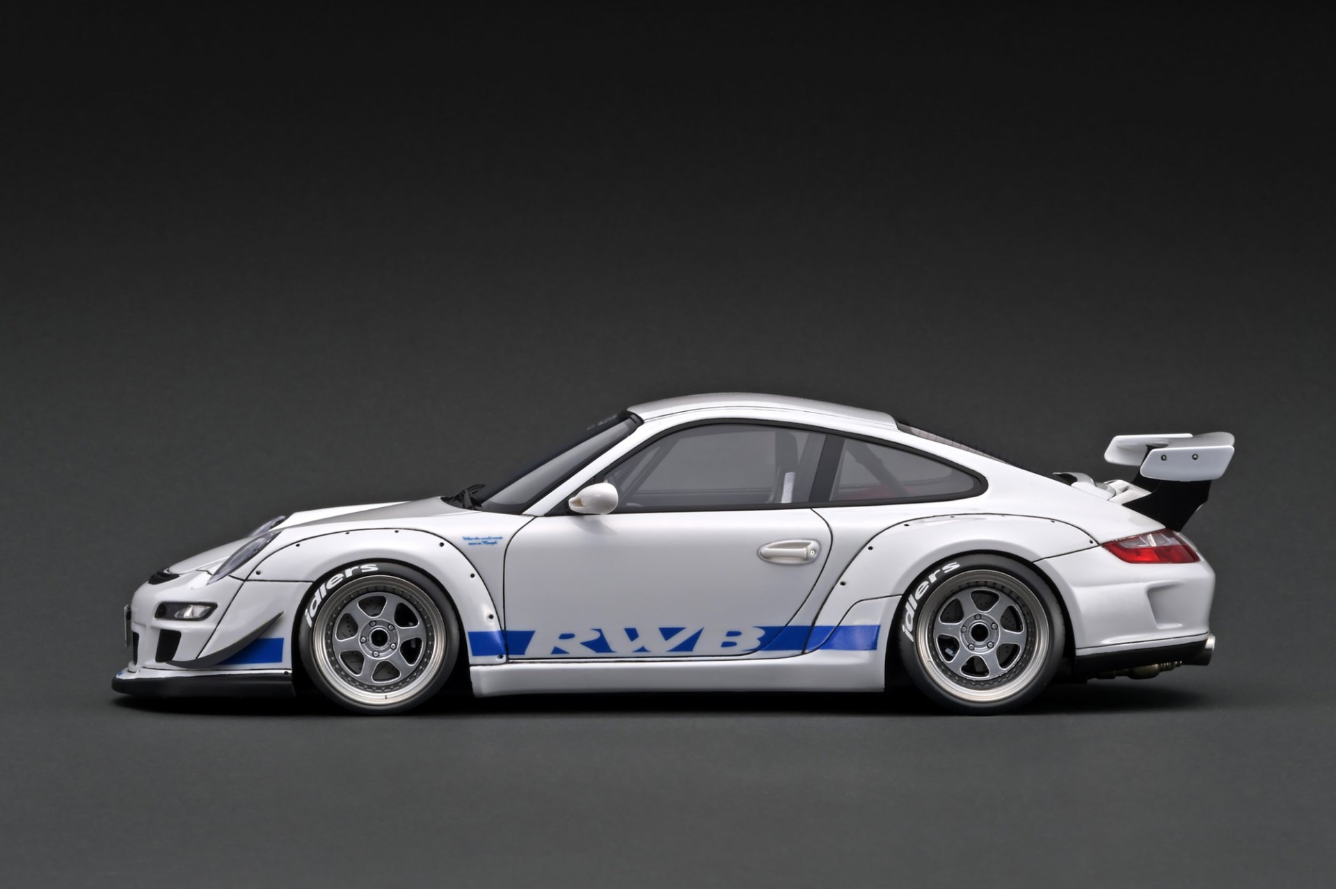 RWB997 ignition model 白/赤ライン - メルカリ