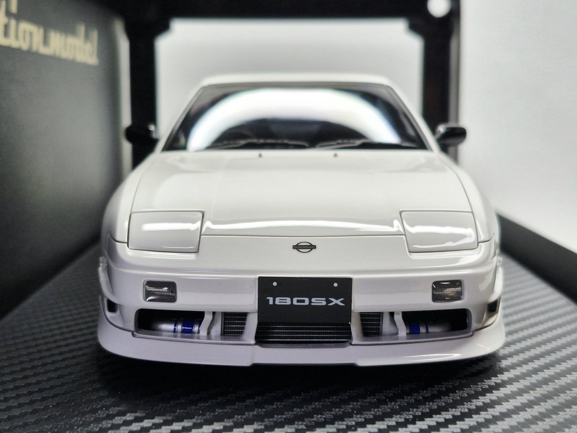 Ignition Model 1/18 Nissan 180SX TYPE X (RPS13) White | GR Garage