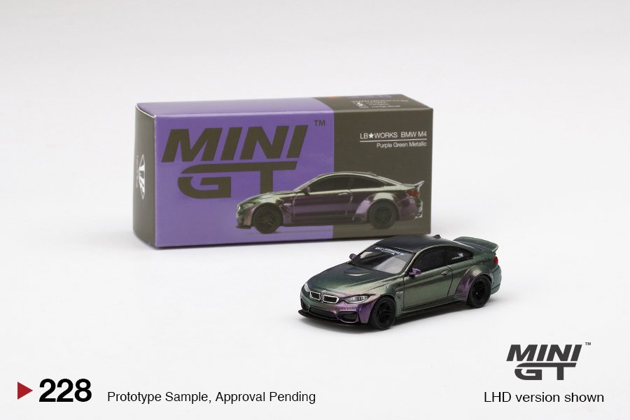 MINI GT LB★WORKS BMW M4 purple llic LB☆WORKS BMW M4 Purple-Green Metallic