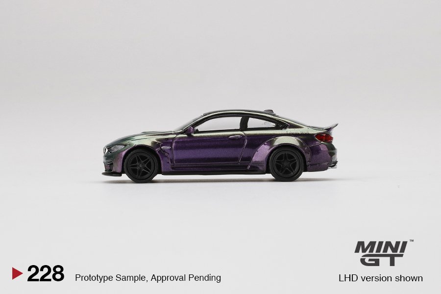 MINI GT LB★WORKS BMW M4 purple llic LB☆WORKS BMW M4 Purple-Green Metallic
