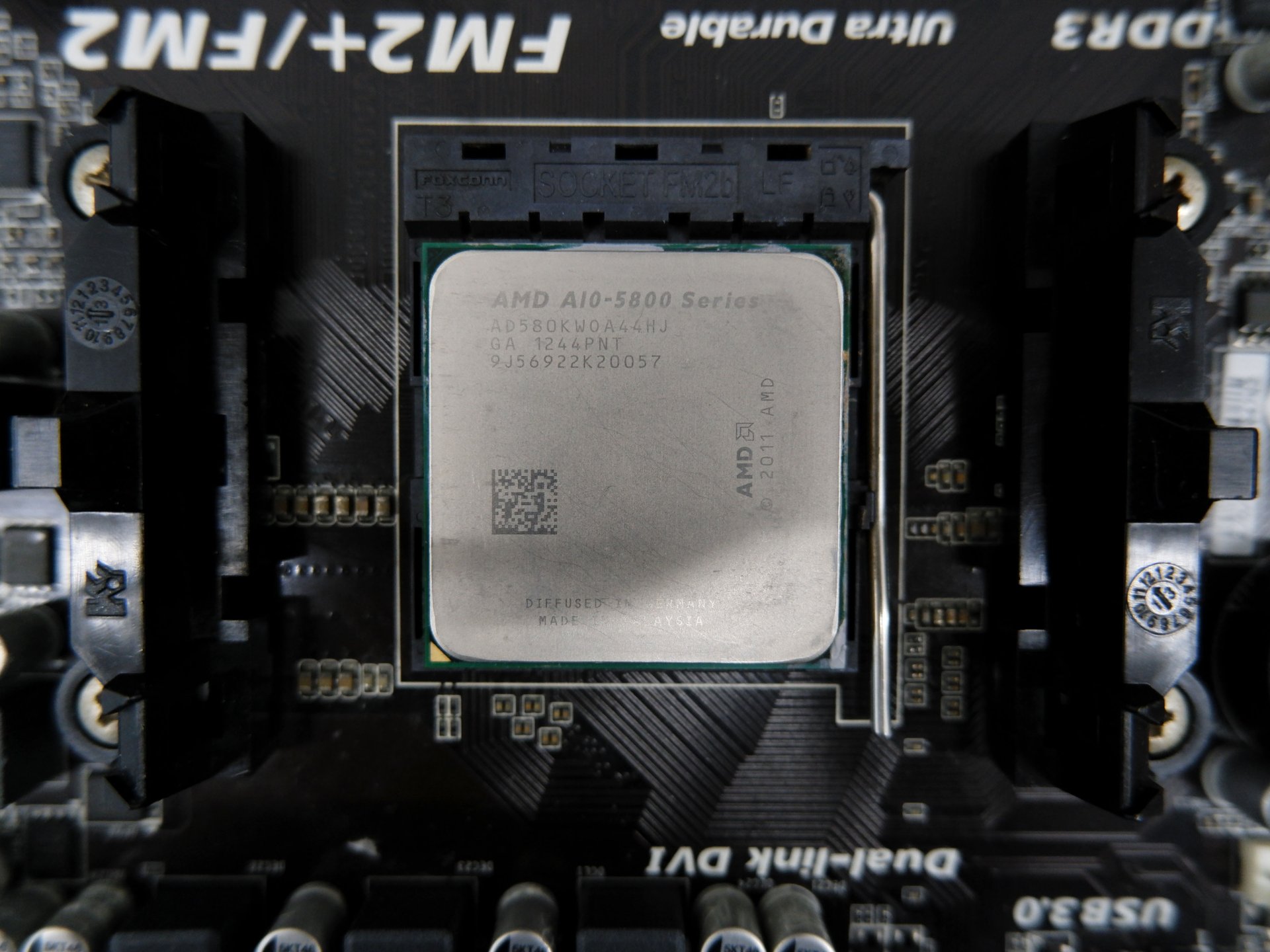 ชุดซีพียูพร้อมเมนบอร์ด CPU : AMD FM2 A10-5800K + MB : GIGABYTE GA ...