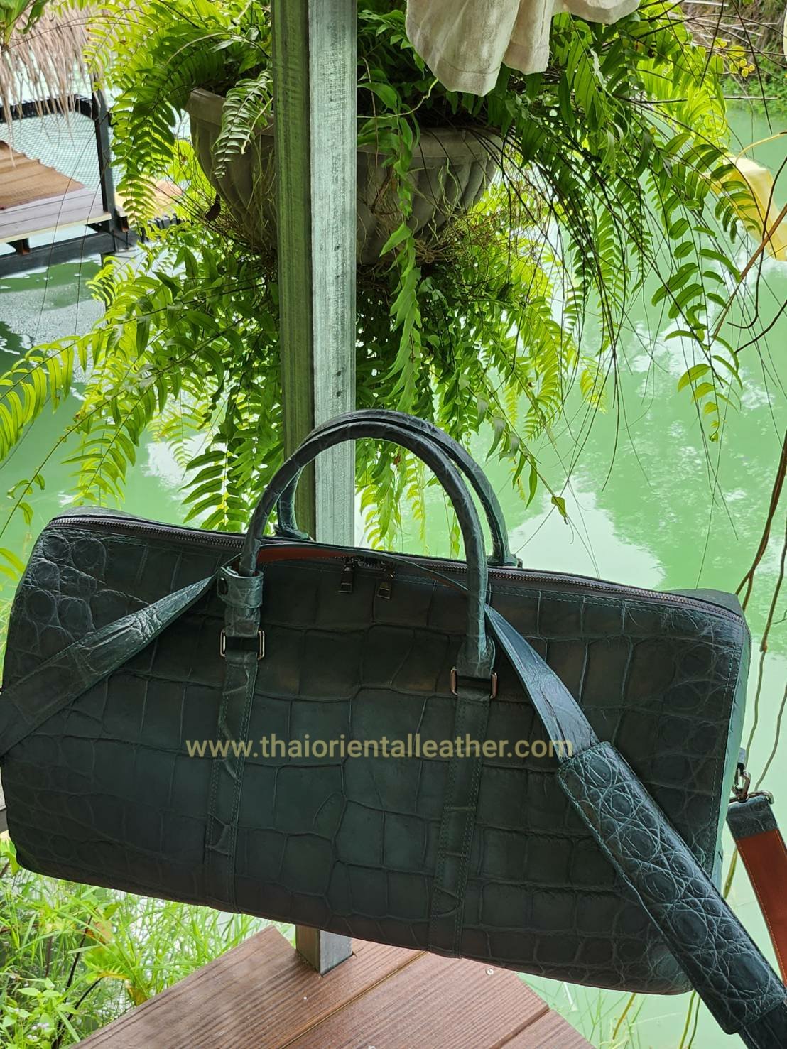 Genuine Belly White Himalayan Crocodile Leather Duffle Bags -  thaiorientalleather