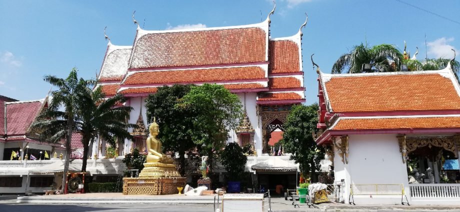 วัดสีกัน