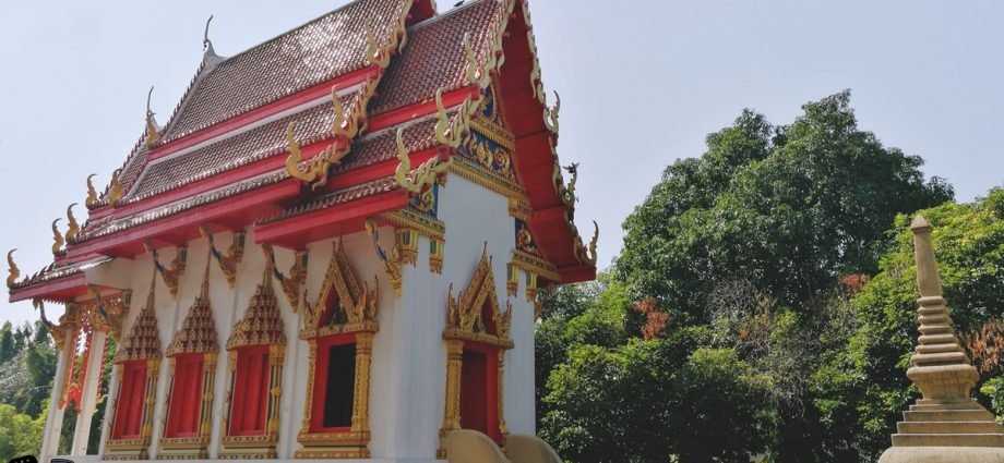 วัดอุทยาน