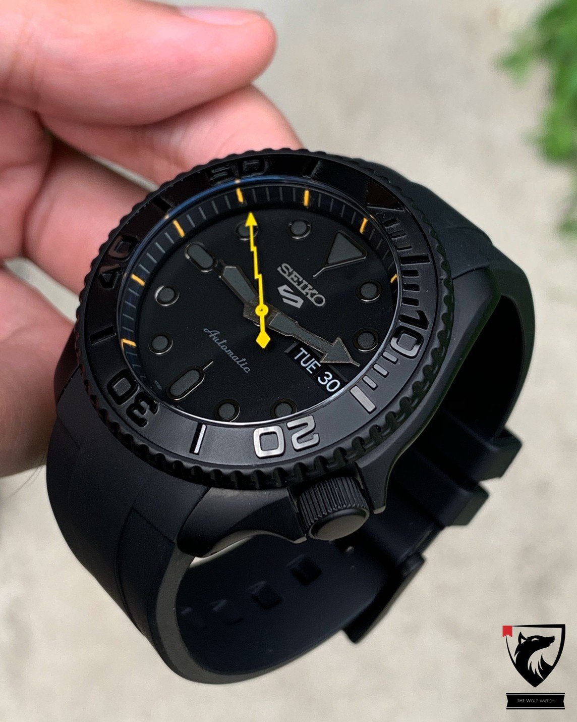 The BumbleBee Stealth Edition - thewolfwatchofficial