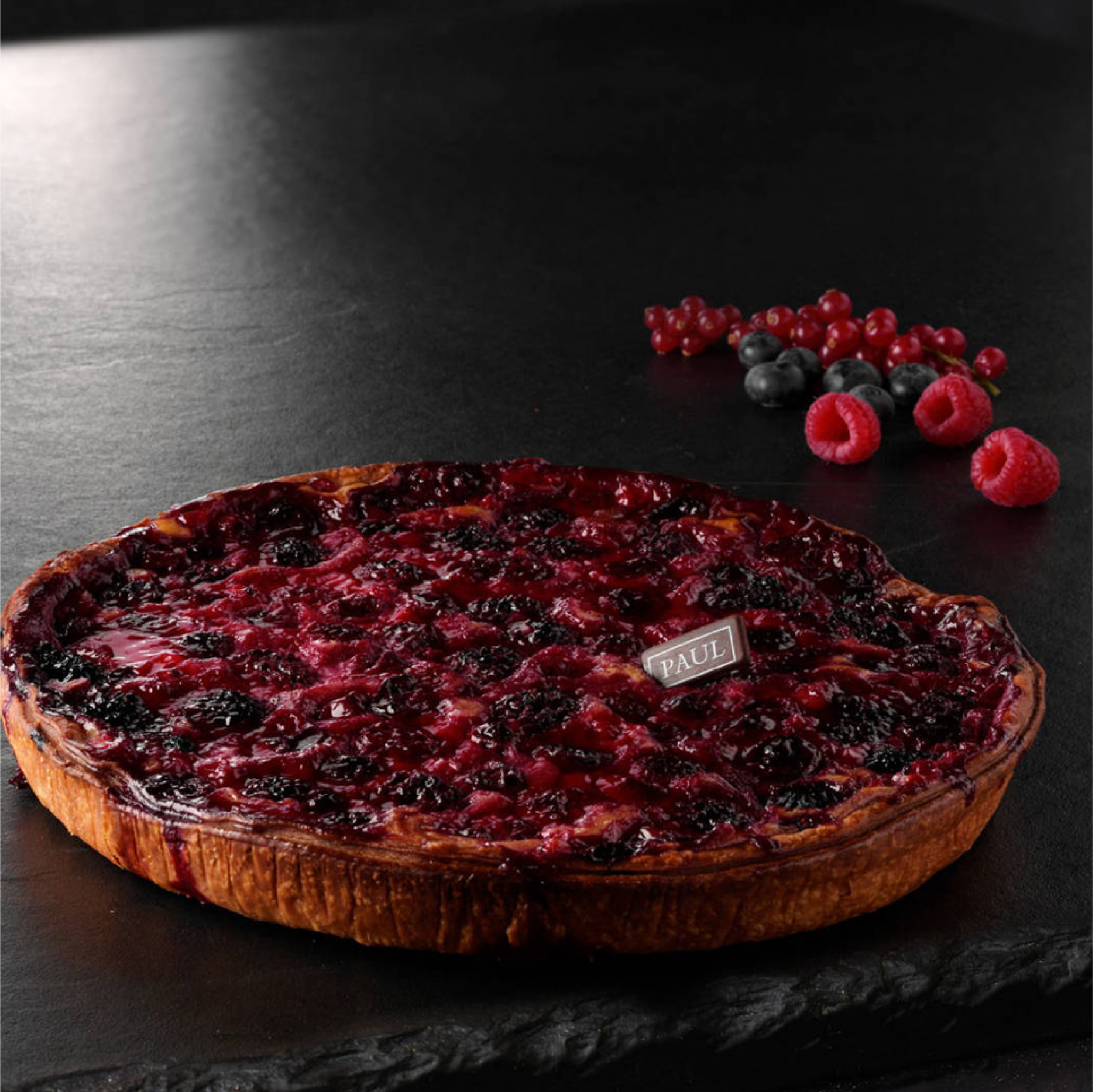 Red Fruits Tart [Whole]