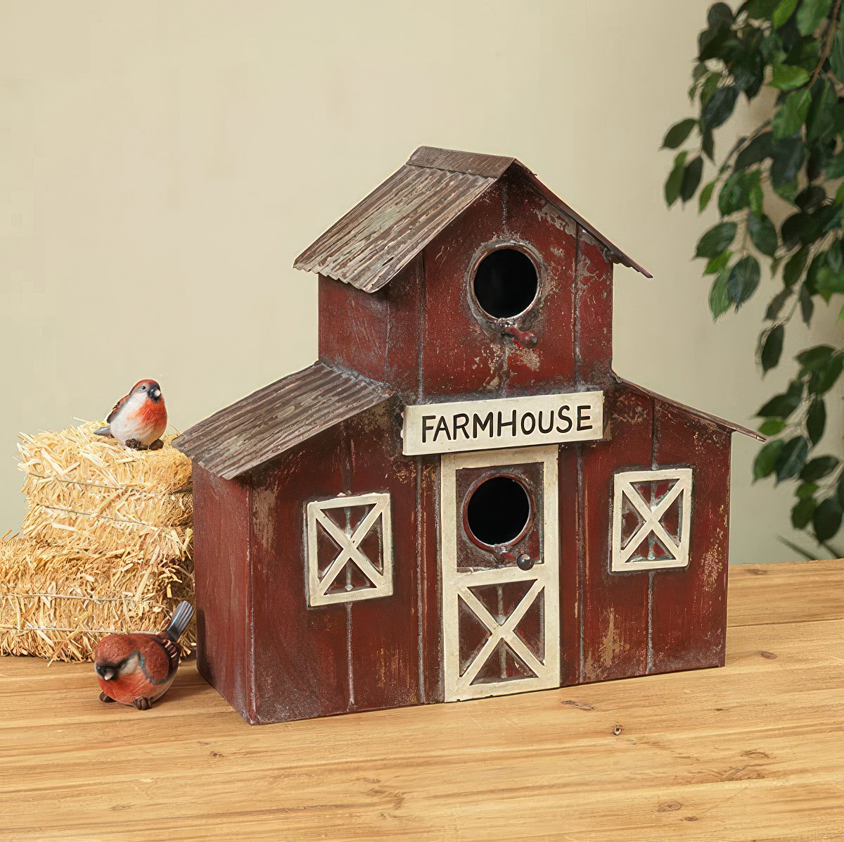 Metal Farmhouse Barn Birdhouse (Red)