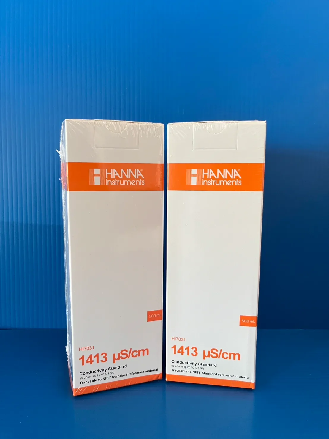 Standard conductivity 1413 us/cm, 500 ml., "Hanna"