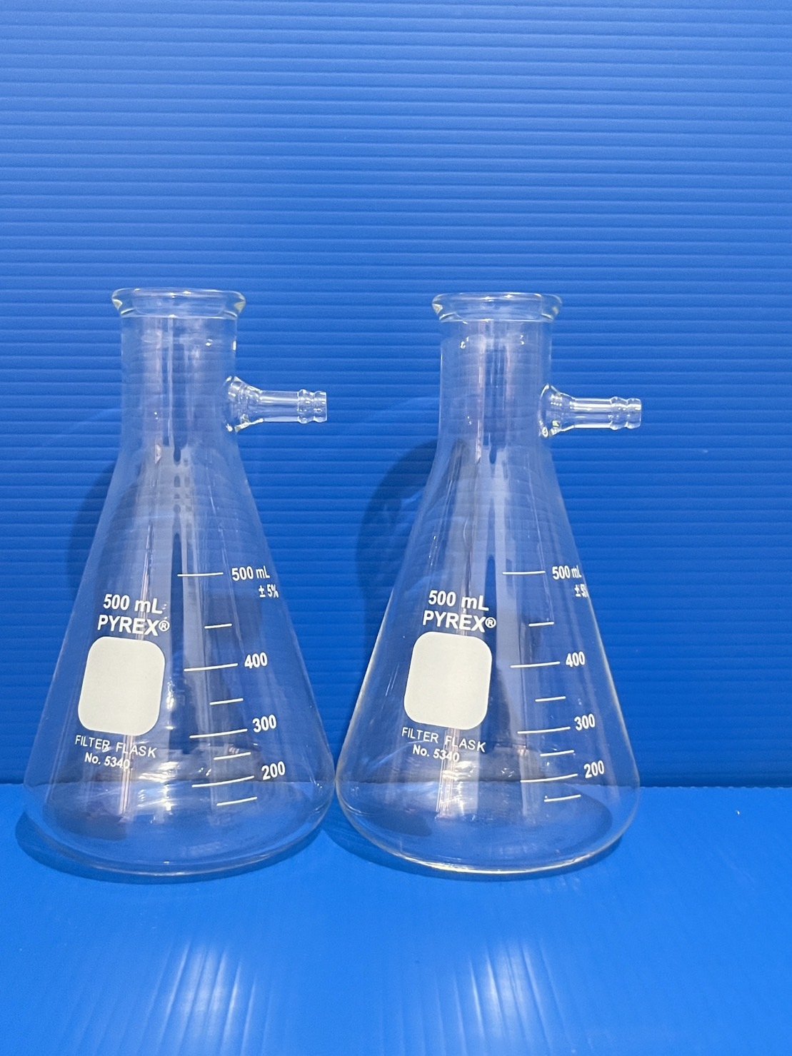 Filtering flask(Suction Flask) size 500 ml.,