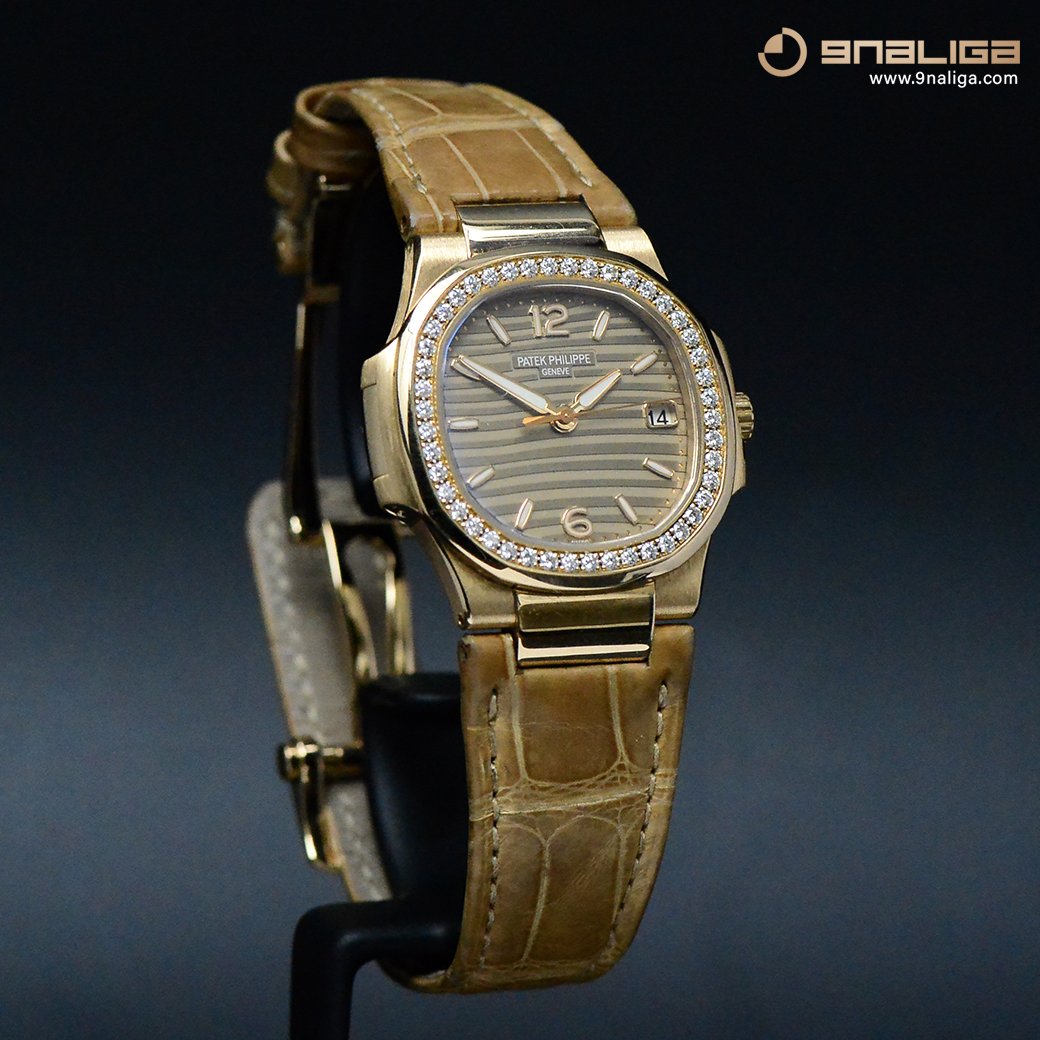 Patek Philippe Nautilus 7010R Rose Gold with Leather Straps