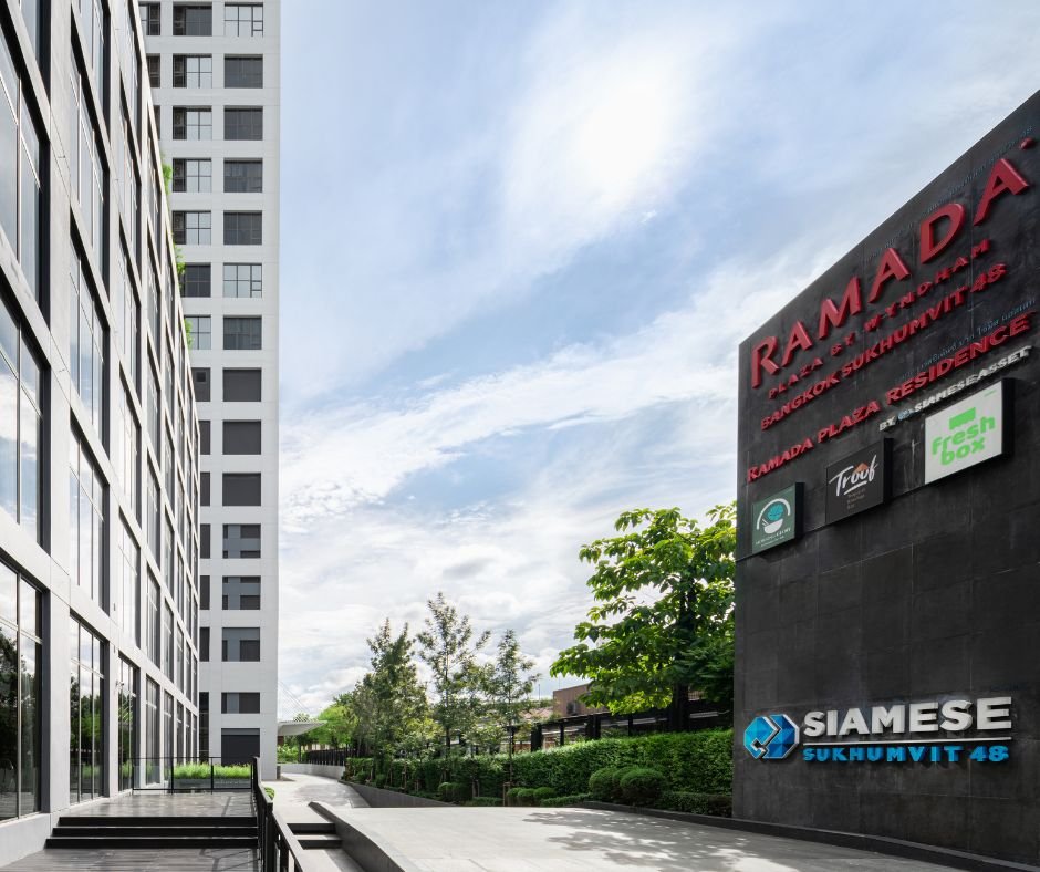 素坤逸48号华美达广场酒店