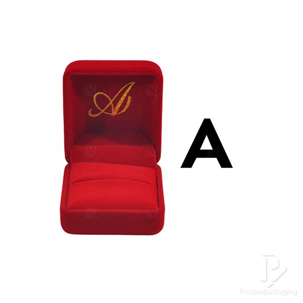 กล่องกำมะหยี่ใส่แหวน พิมพ์ตัวอักษ A-Z