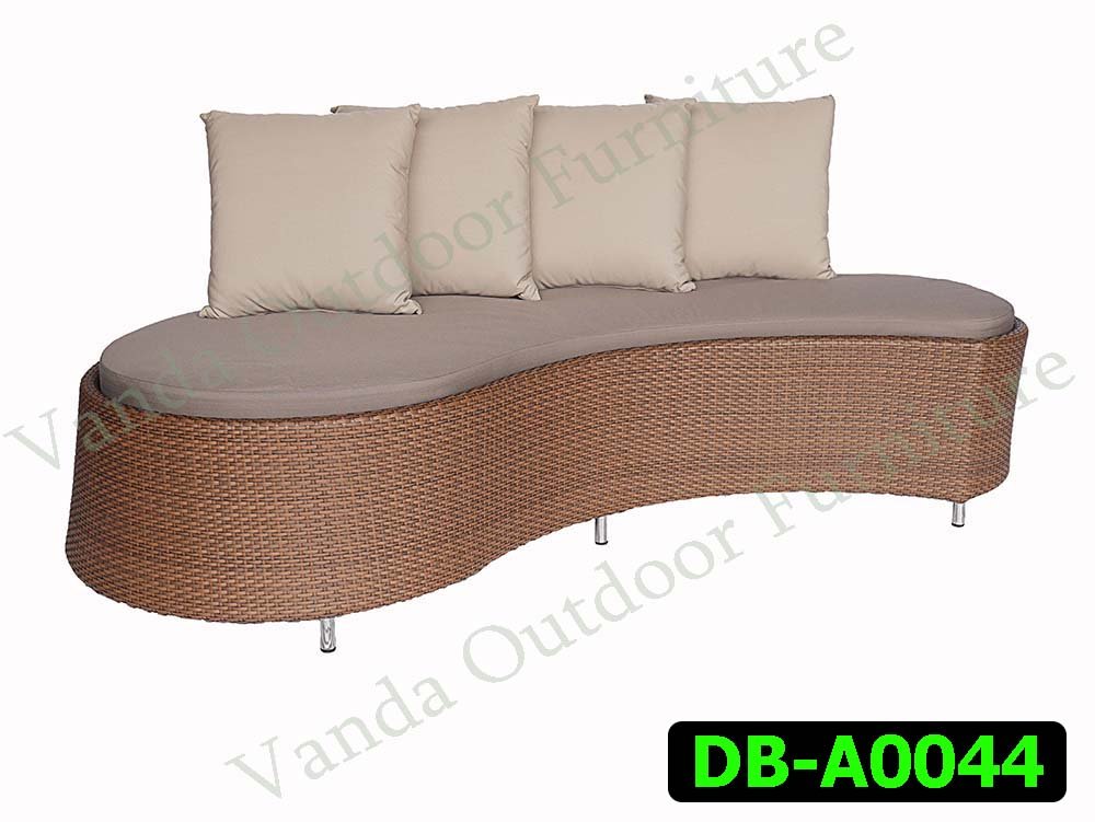 Rattan Daybed Product code DB-A0044