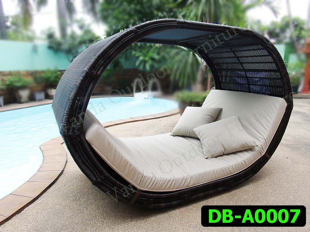 Rattan Daybed Product code DB-A0007