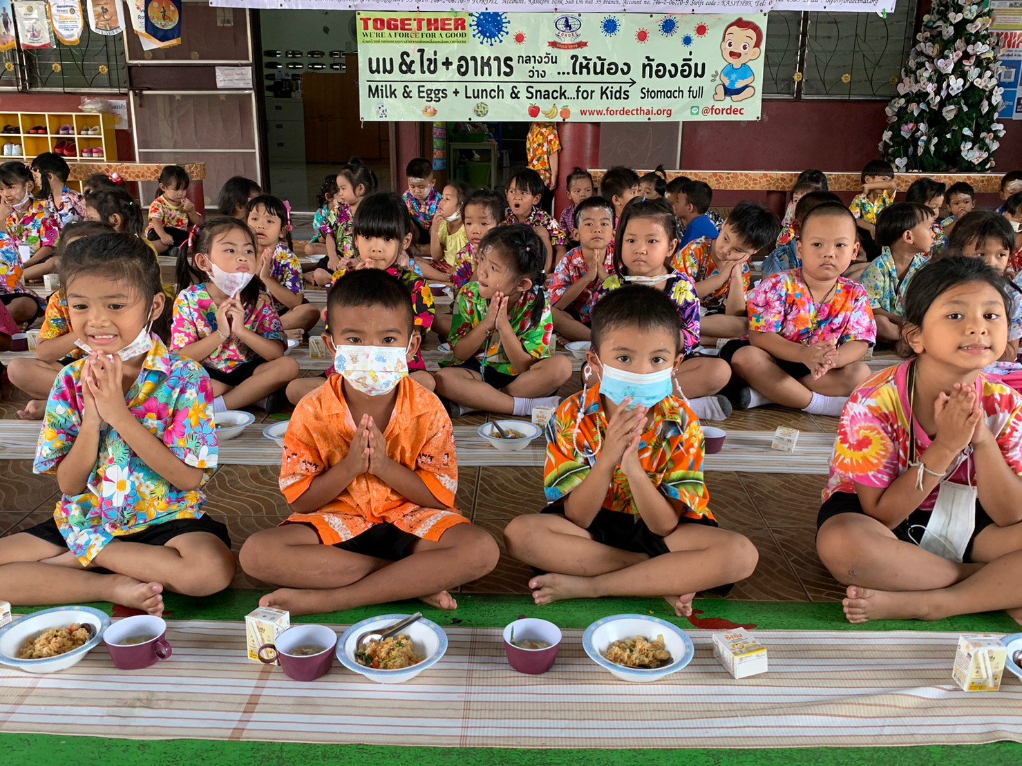 โครงการนม+ไข่ และอาหารกลางวัน & อาหารว่าง…ให้น้องท้องอิ่ม โครงการนม+ไข่ และอาหารกลางวัน & อาหารว่าง…ให้น้องท้องอิ่ม