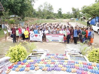 รองเท้าแตะ
.เพื่อเท้าน้อง รองเท้าแตะ
.เพื่อเท้าน้อง