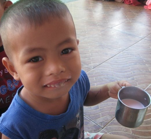 นม...เพื่อน้องที่ร้องหิว นม...เพื่อน้องที่ร้องหิว