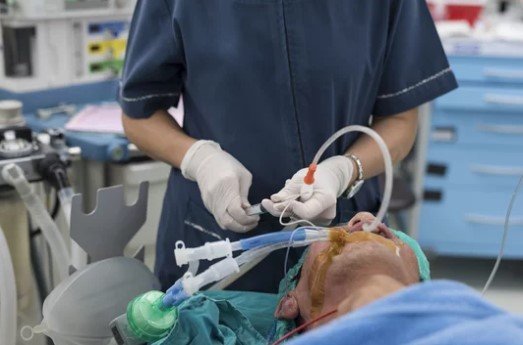 Tindakan Suction Berpengaruh Pada Kadar Saturasi Oksigen ? Tindakan Suction Berpengaruh Pada Kadar Saturasi Oksigen ?