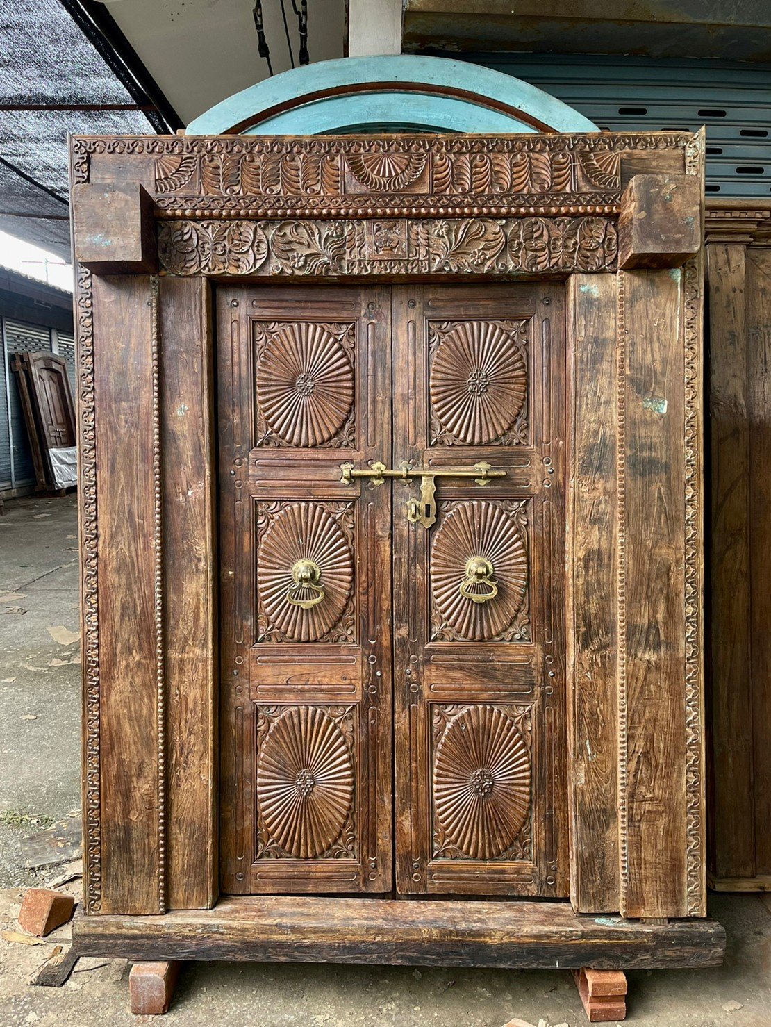L128 Full Carved Colonial Teakwood Door
