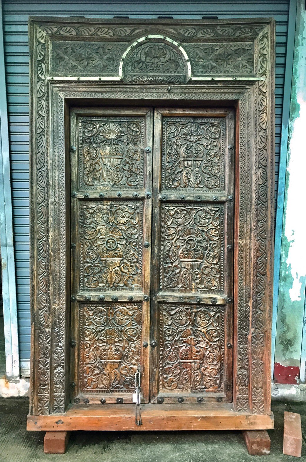 XL72Vintage Door with Full Carved Front