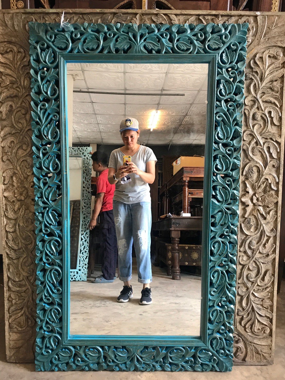 MR76 Carved Wooden Mirror Frame in Blue Color