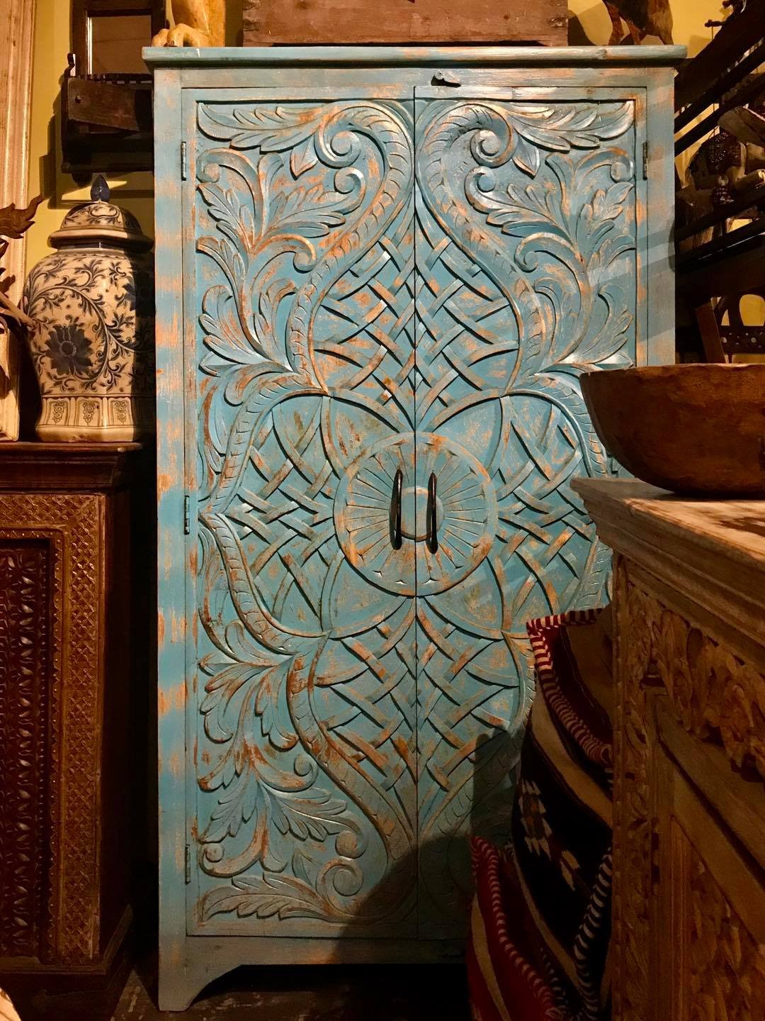 CTL9 Carved Cabinet in Blue Color