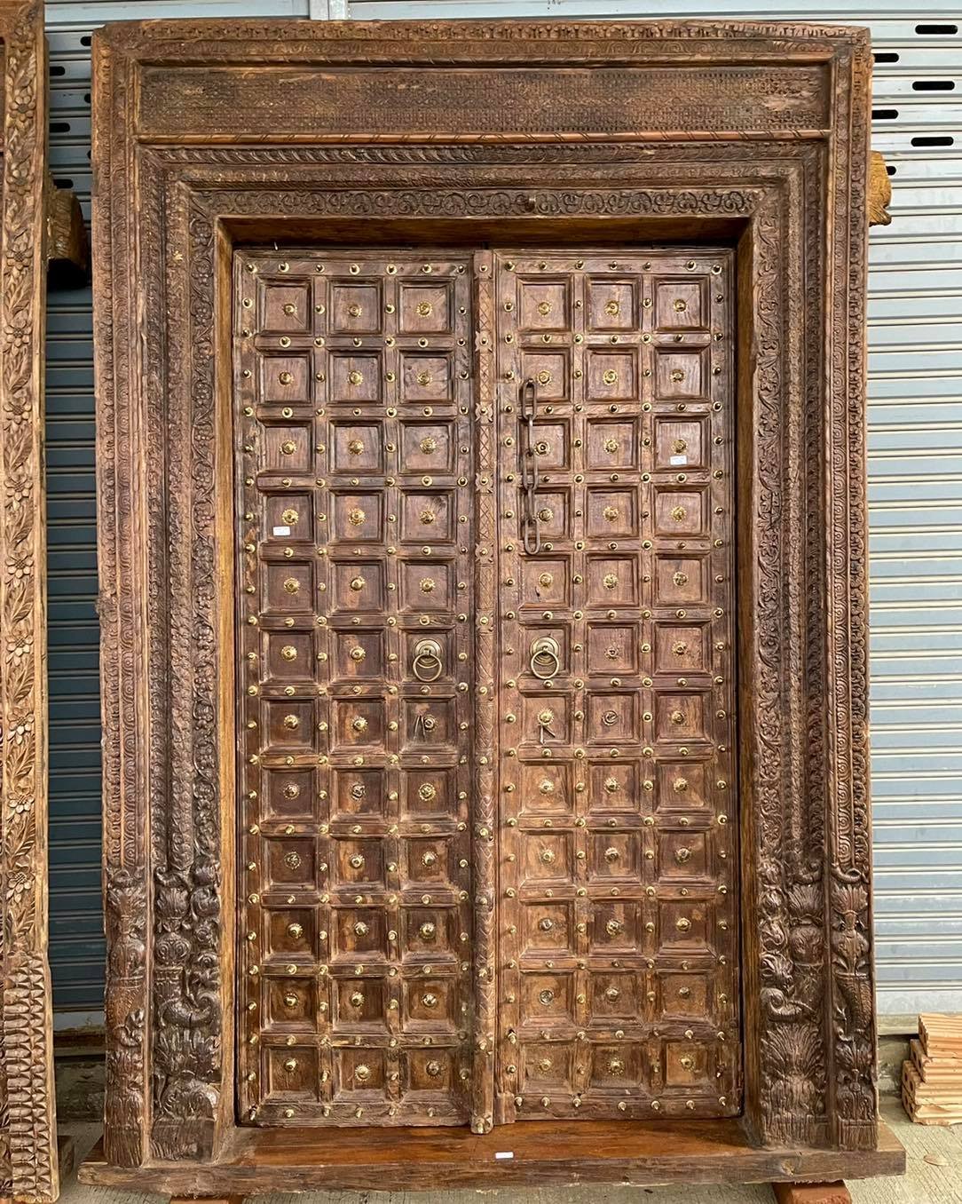 XL84 ประตูอินเดียบานใหญ่แต่งทองเหลืองหายาก