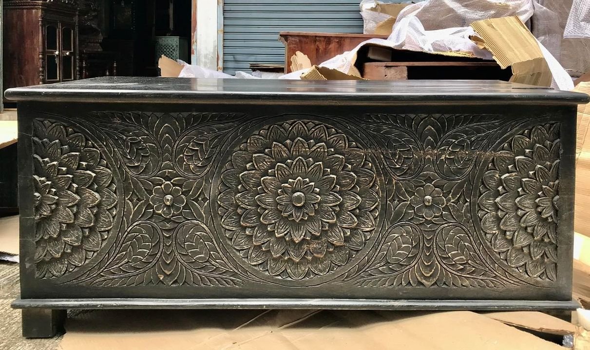BX4 Wooden Box with Carving