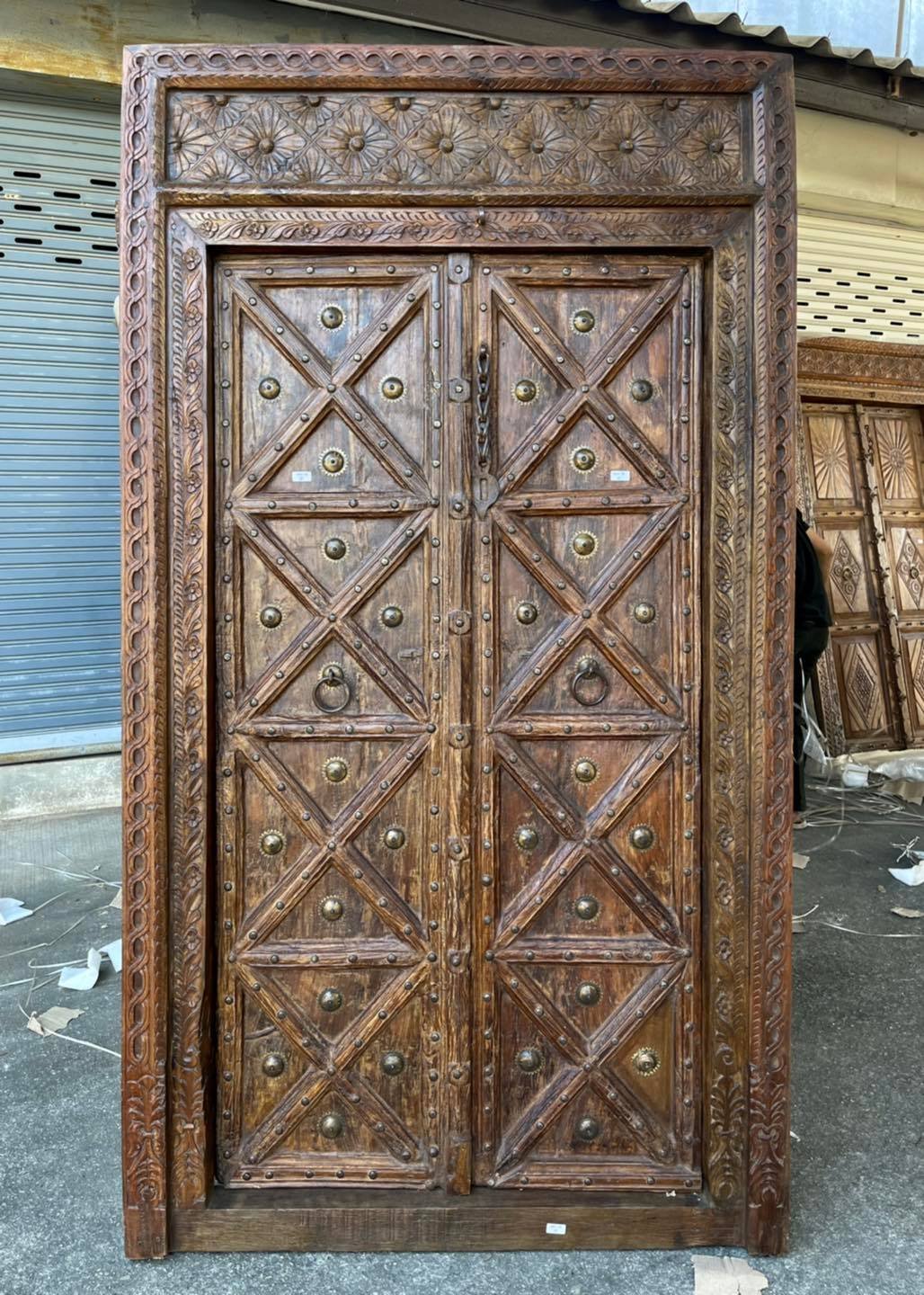 L64 Antique Door with Carving and Brass