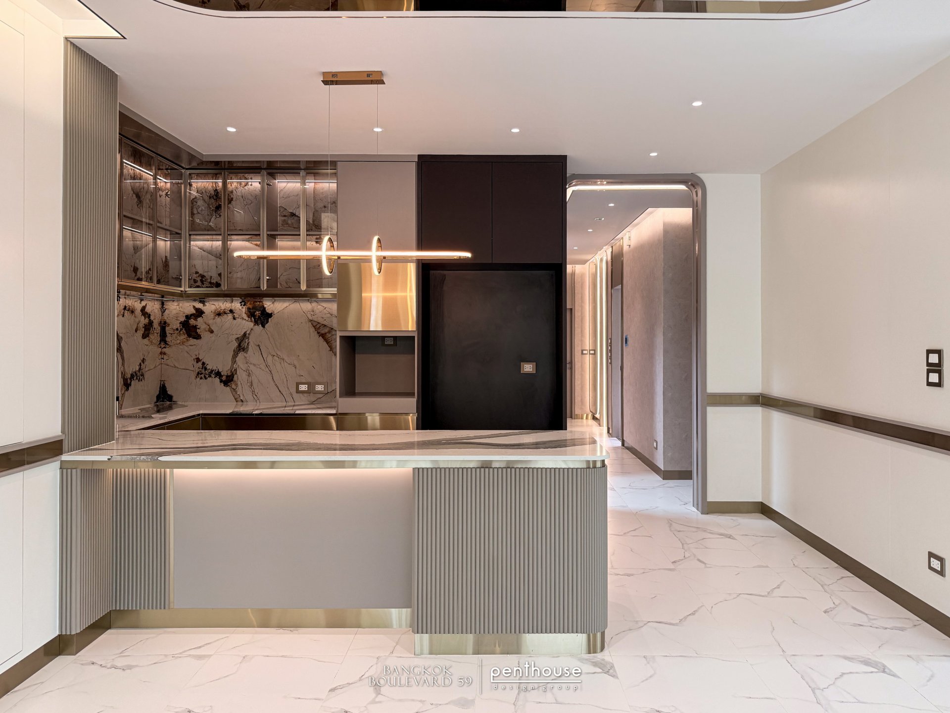 Kitchen and pantry in Bangkok Boulevard 59