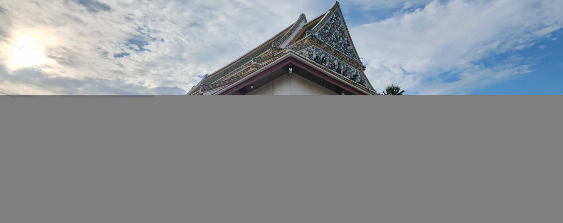 พวงหรีดวัดราชโอรสารามราชวรวิหาร