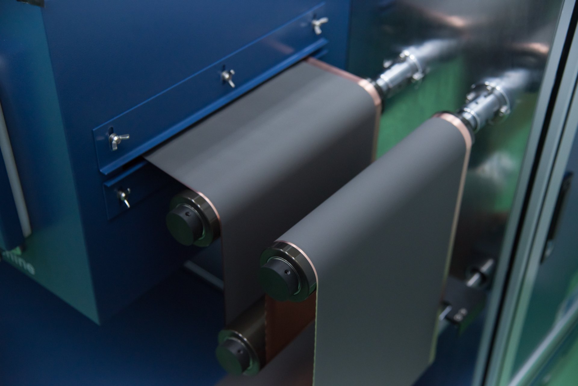 Anode Battery Coating Machine Li-Ion Battery Anode – Graphite coated Cu foil two-sided coating