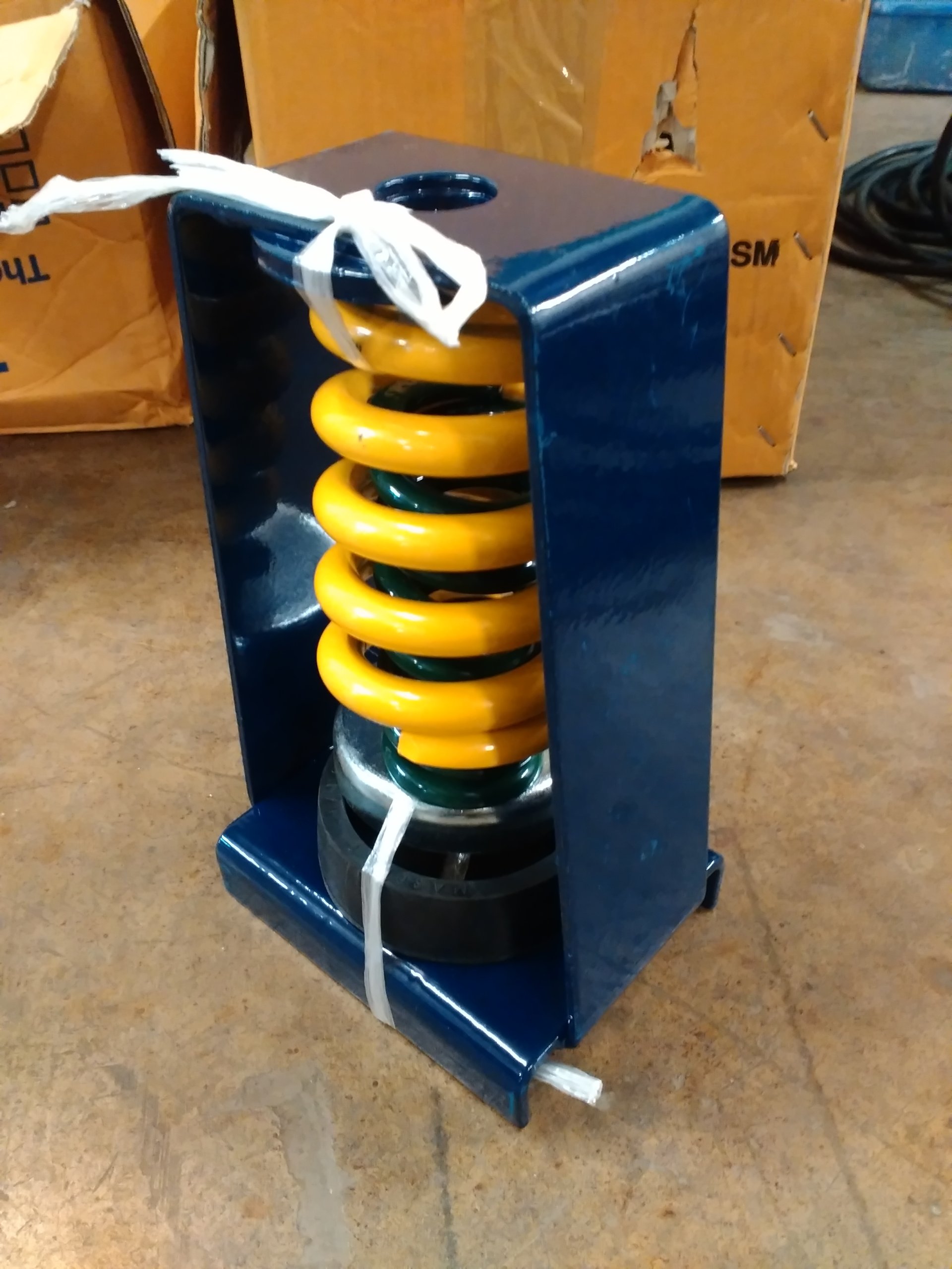 MASON - SPRING HANGER - fucons