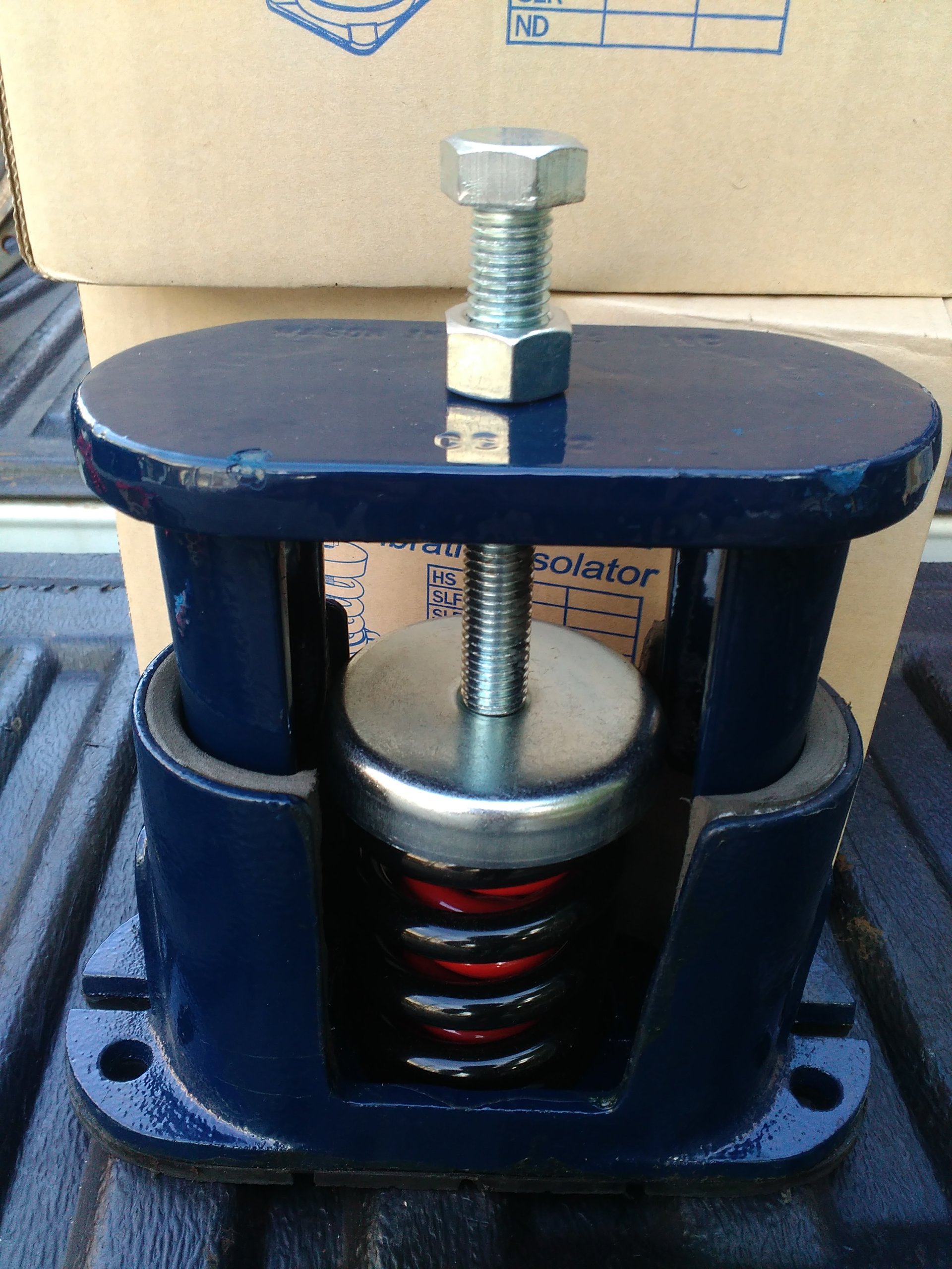 MASON - SPRING ISOLATOR