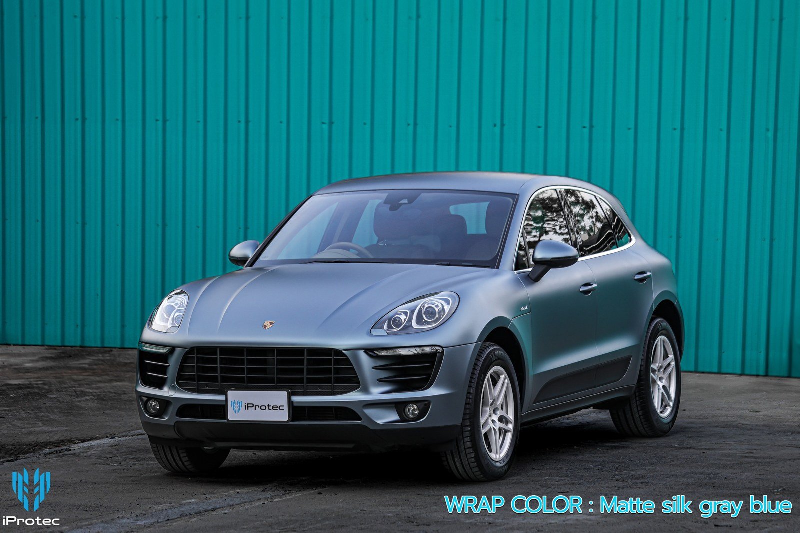 รถ SUV สีเทาจากคลังงาน Wrap ของ JICKO